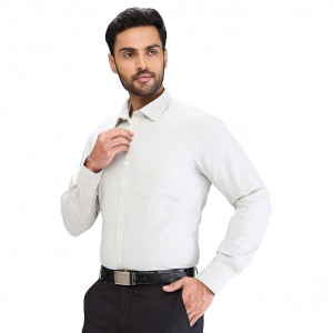 Men Slim Fit Structure Pattern Cotton Blend Semi Cutaway Collar Full Sleeve Formal Shirt